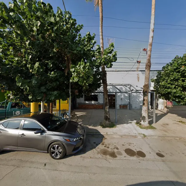 Healey Hard Rock Laguna