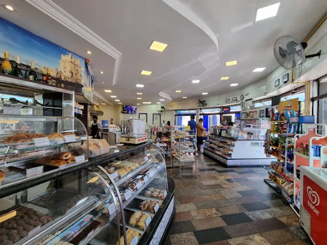 Panificadora e Confeitaria Nova G G