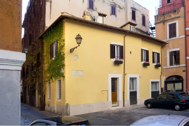 The Gensola Apartments in Trastevere