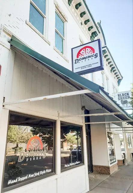 Dominic's Hometown Pizza