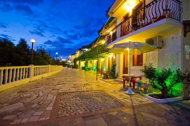 Katerina Studios & Apartments