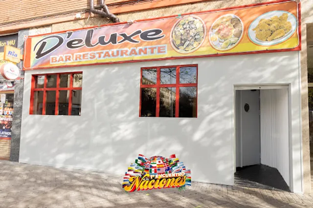 Deluxe Bar