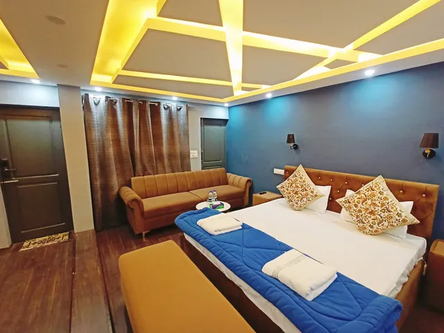 Farmhouse - A Luxury Living