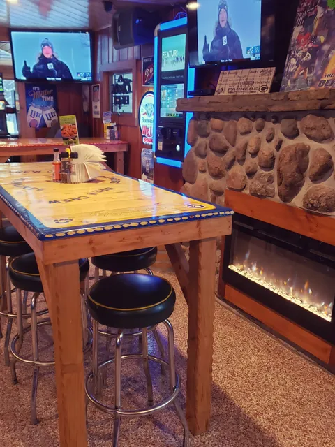 Cira's Red, White & Brew Bar