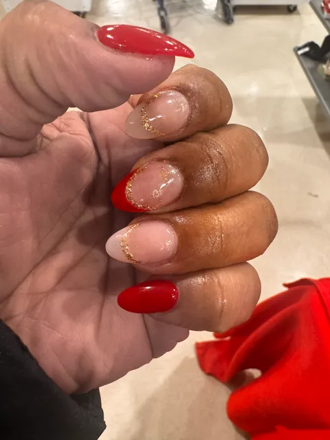 Gorgeous Nails Salon