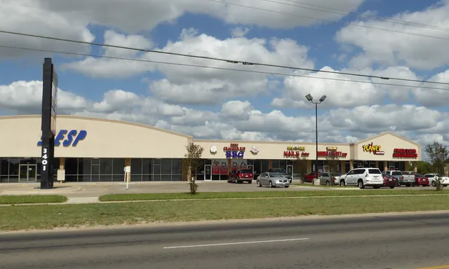 Hot Vibez Smoke and Vape (Delta, CBD, THC, Edibles, Kratom, Glass) in  Killeen, United States - reviews,open hours,photo spots, things to do
