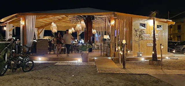 Ristorante shine island restaurant