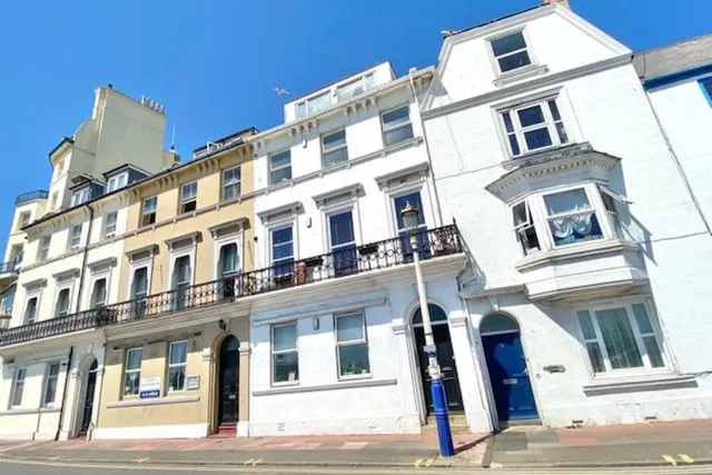 OYO Marine Parade Hotel, Eastbourne Pier