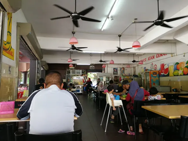 Nasi Ayam Gemas Mustafah Original