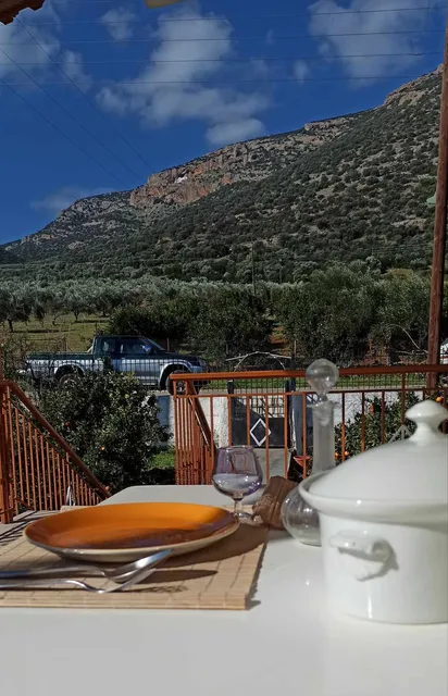 O'GERA.GREEK resort house in the mounteinse