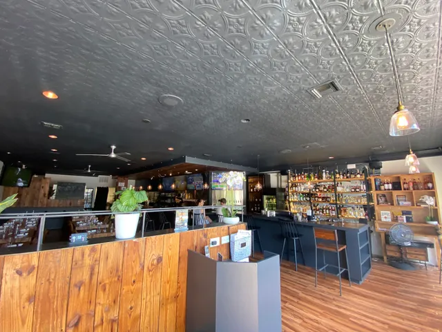 TarryTown Bar & Bistro