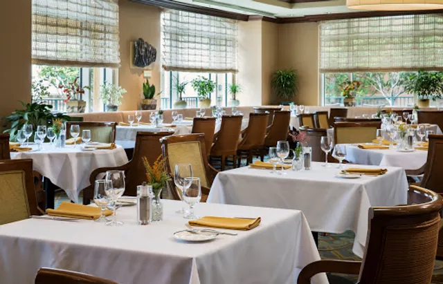 Waterscapes Restaurant at Marina Inn Grande Dunes