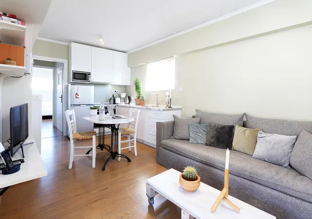 Live in Athens, Our first love #01