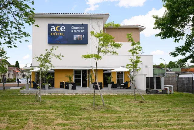 ACE Hôtel Bordeaux Carbon Blanc