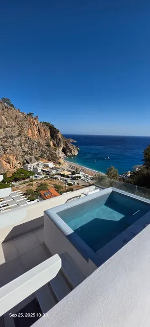 Agnantema Luxury Suites