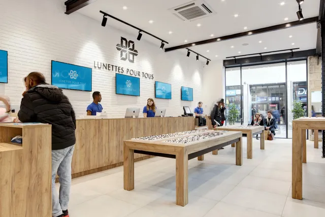 Glasses for All (Bordeaux)