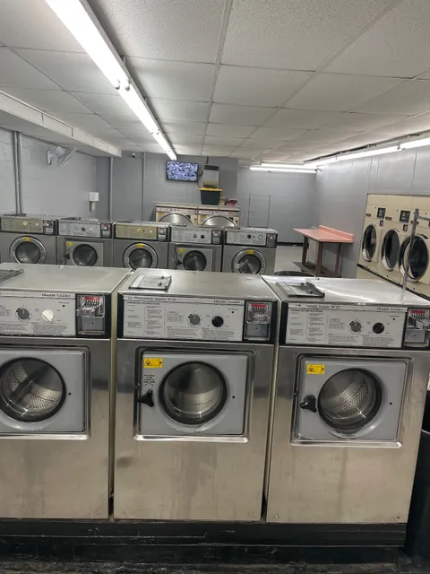 Eight-8 Coin Laundry