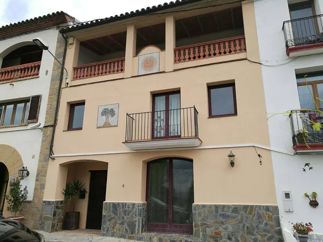 L'Olivera Casa Rural