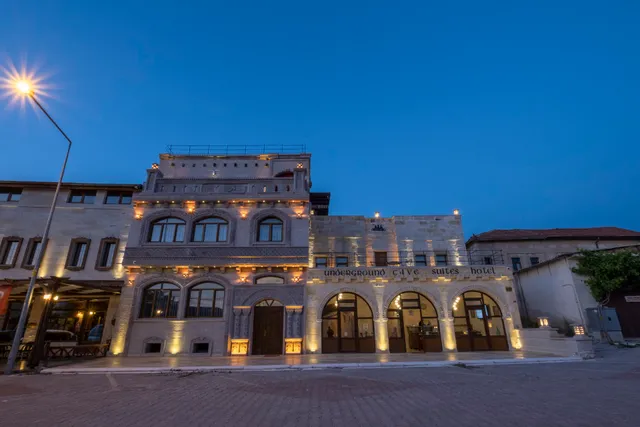 Underground Cave Suites Hotel