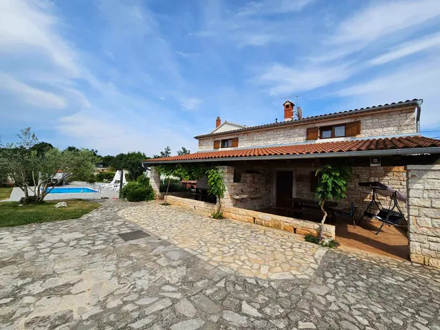 Vile Viola holiday homes