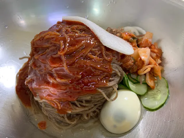 황해순모밀냉면 본점