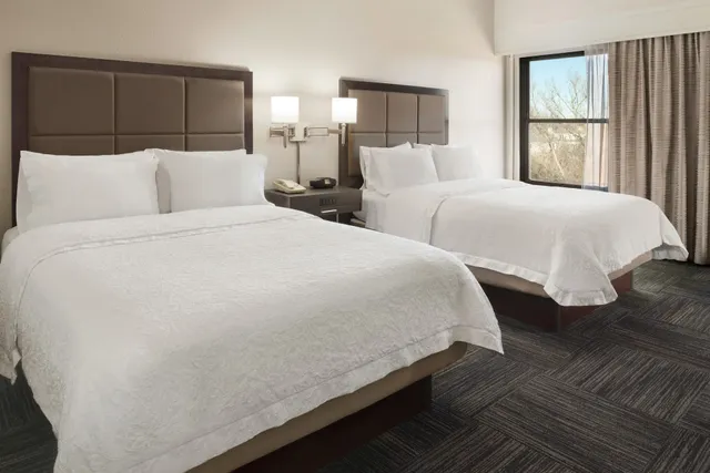 Hampton Inn Lawrence