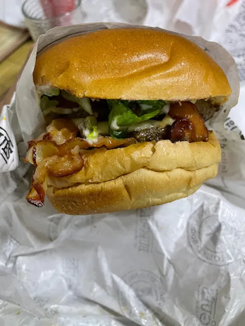 O Burguês - Hamburgueria Clássica | Belo Horizonte