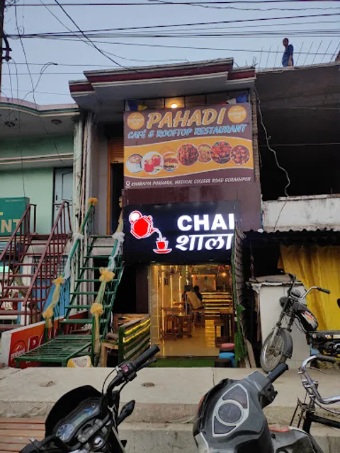 Pahadi Cafe & Rooftop Resturant