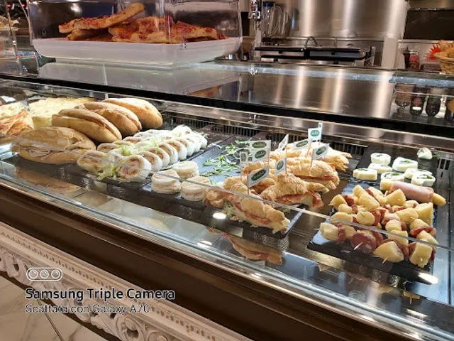 CESAREO OLGA CARBURANTI E Ristorant