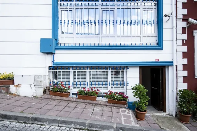 White Pearl Apart Hotel