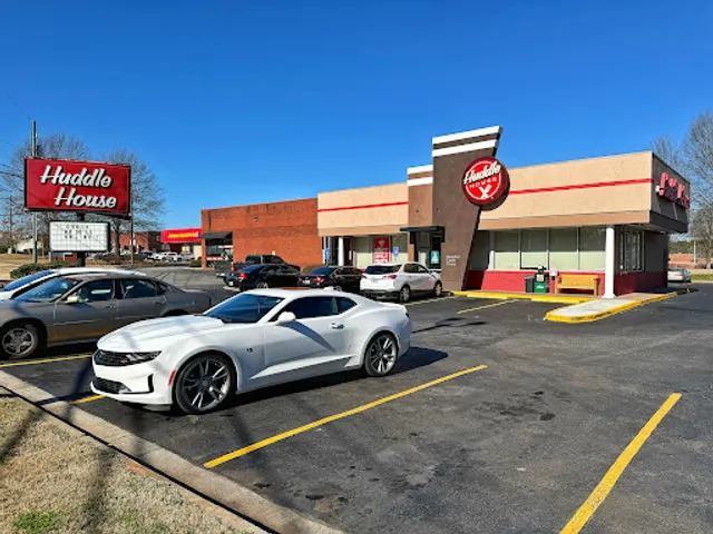 Huddle House