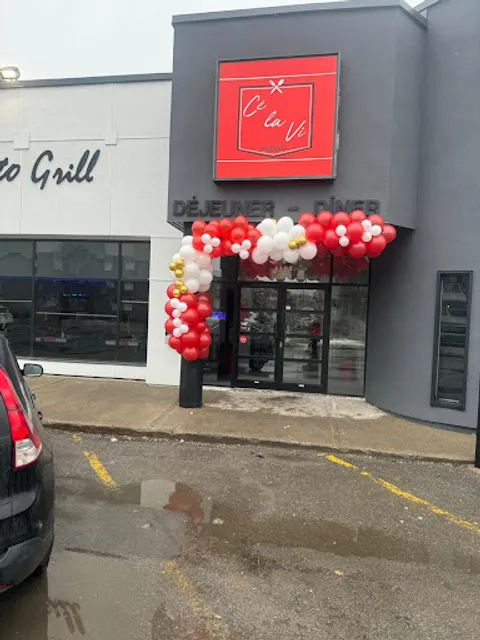 Cé La Vi Resto-Grill