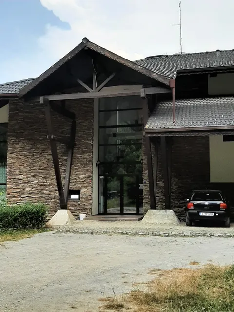 Къща за Гости Дивият Божур