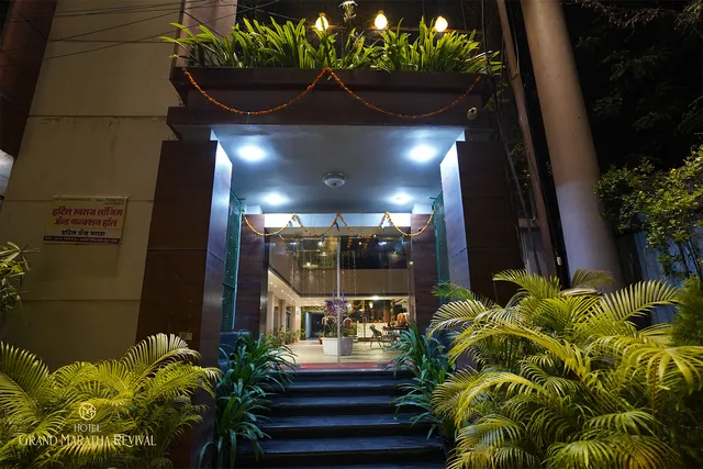 Hotel Grand Maratha