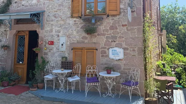 Cunda Fragrante - Adult Only (+13)