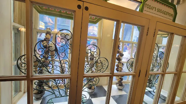 Florean Fortescue's Ice-Cream Parlour