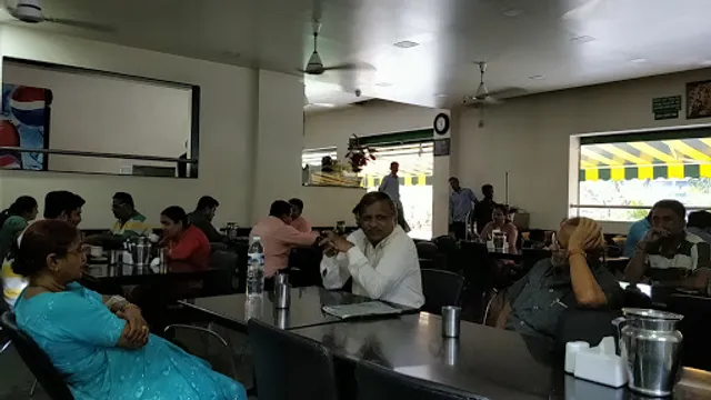 Jayashree Pav Bhaji And Juice