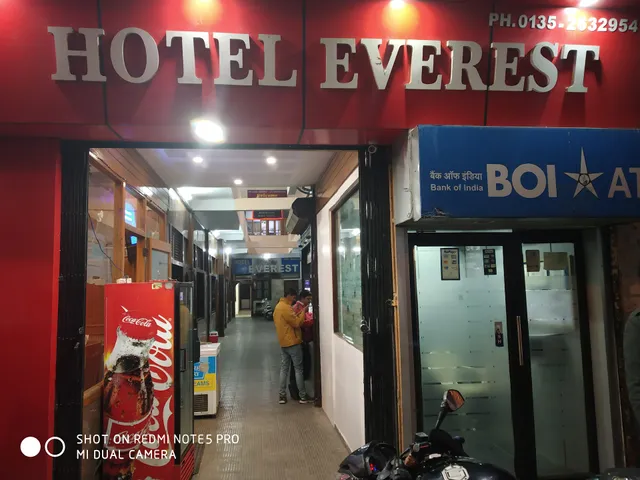 Hotel Everest