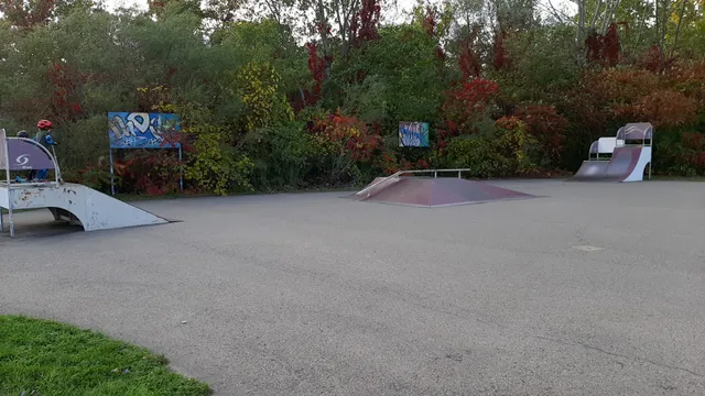 Laval Ouest Skate Park