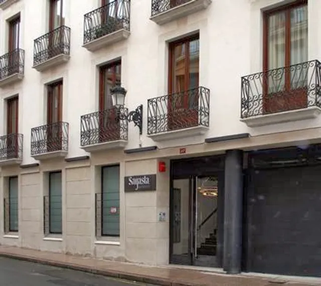 Apartamentos Turísticos Sagasta