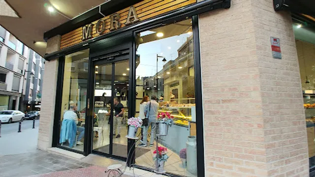 MORA 1759 Pastelería