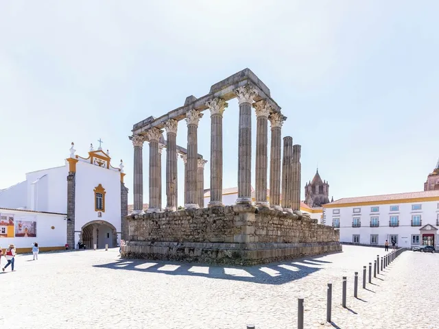 Limehome Evora Rua de Machede 61