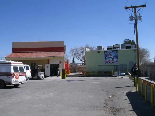 Miky's Ice And Ice Cream