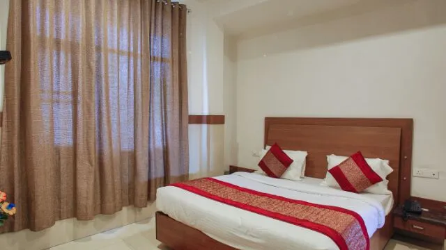 Imperial Lodge Hotel Jammu - Best Hotel Near Railway Station Jammu | Best Budget Hotel in Jammu