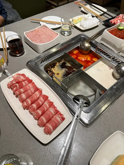 Haidilao (Gaoke East Rd Branch)