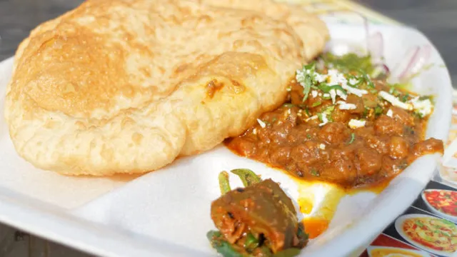 छोले भटूरे