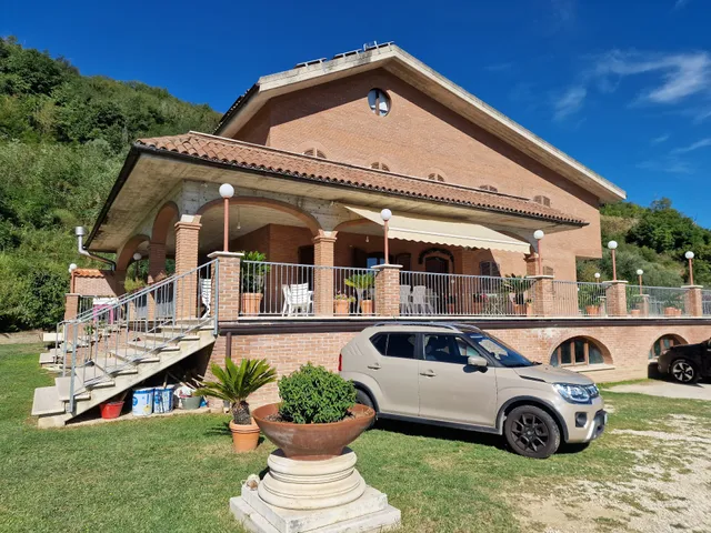 MIMI' E COCO' COUNTRY HOUSE