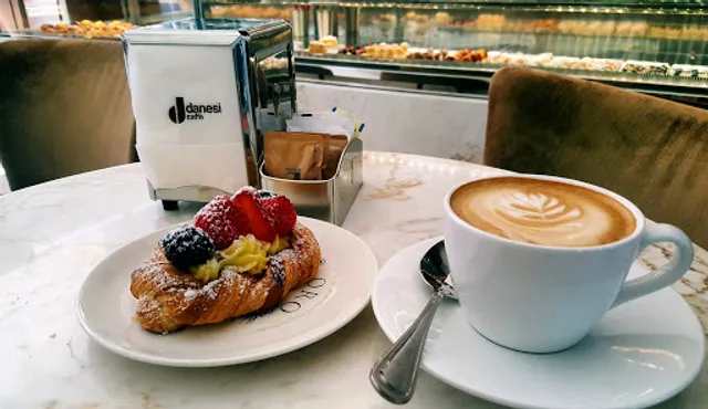 Avva Coffee Beverly Hills