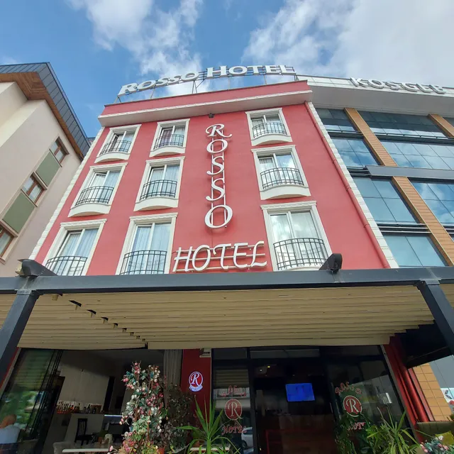 Rosso Hotel