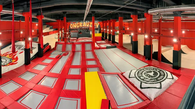 Ongravity X | Skate & Trampoline Park